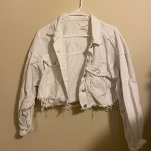 Crop white Jean jacket size M/L